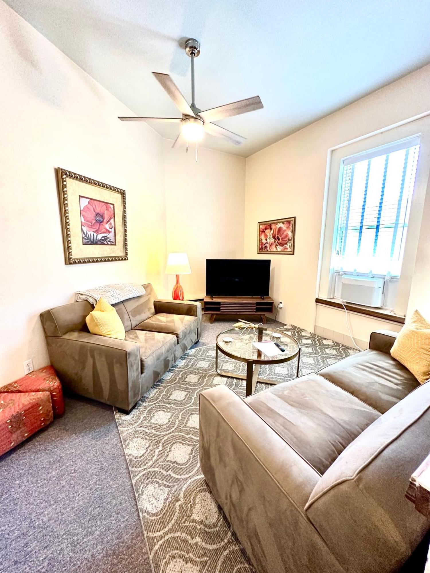 Bisbee Brownstone Suites Ngoại thất bức ảnh