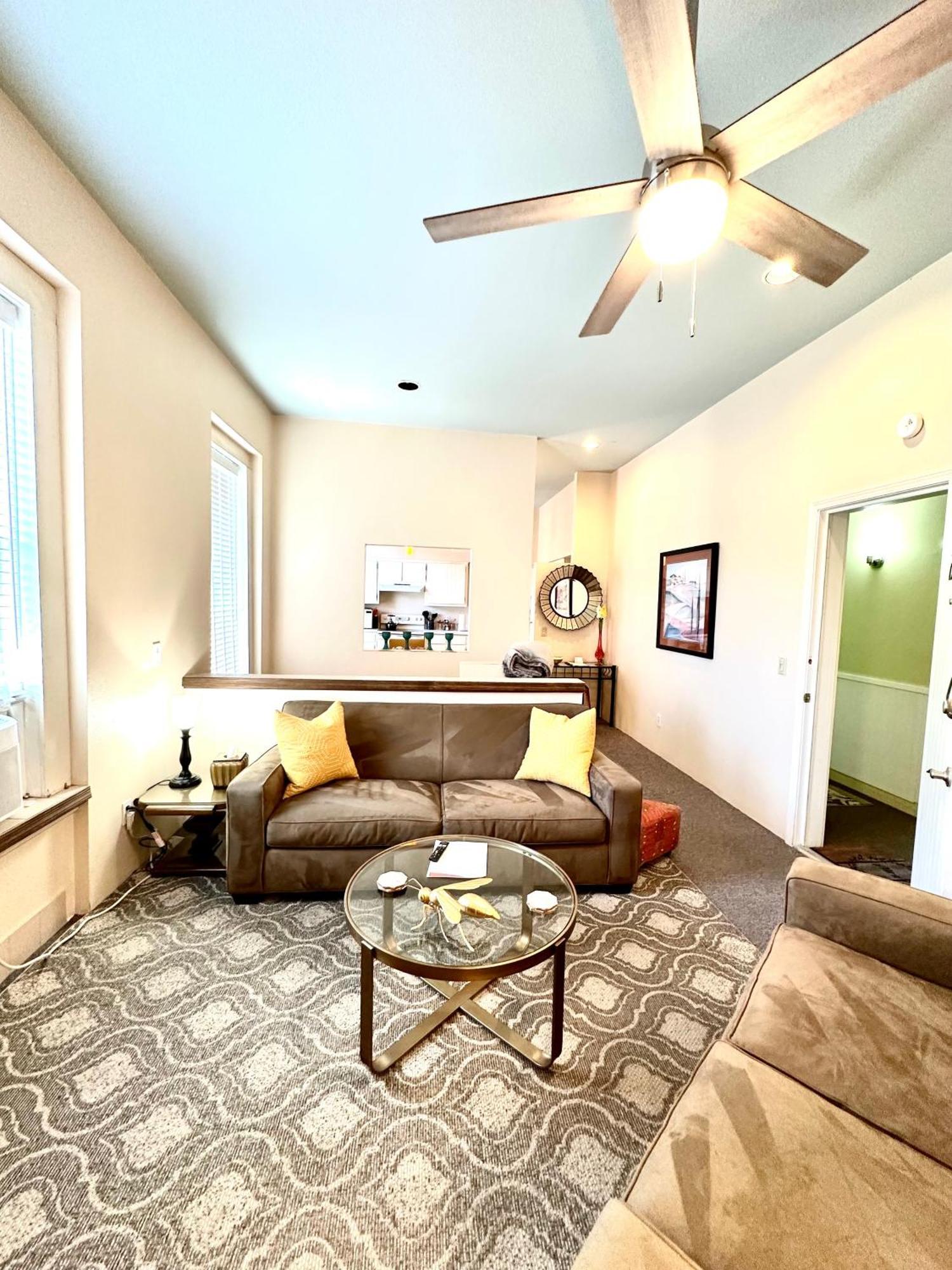 Bisbee Brownstone Suites Ngoại thất bức ảnh