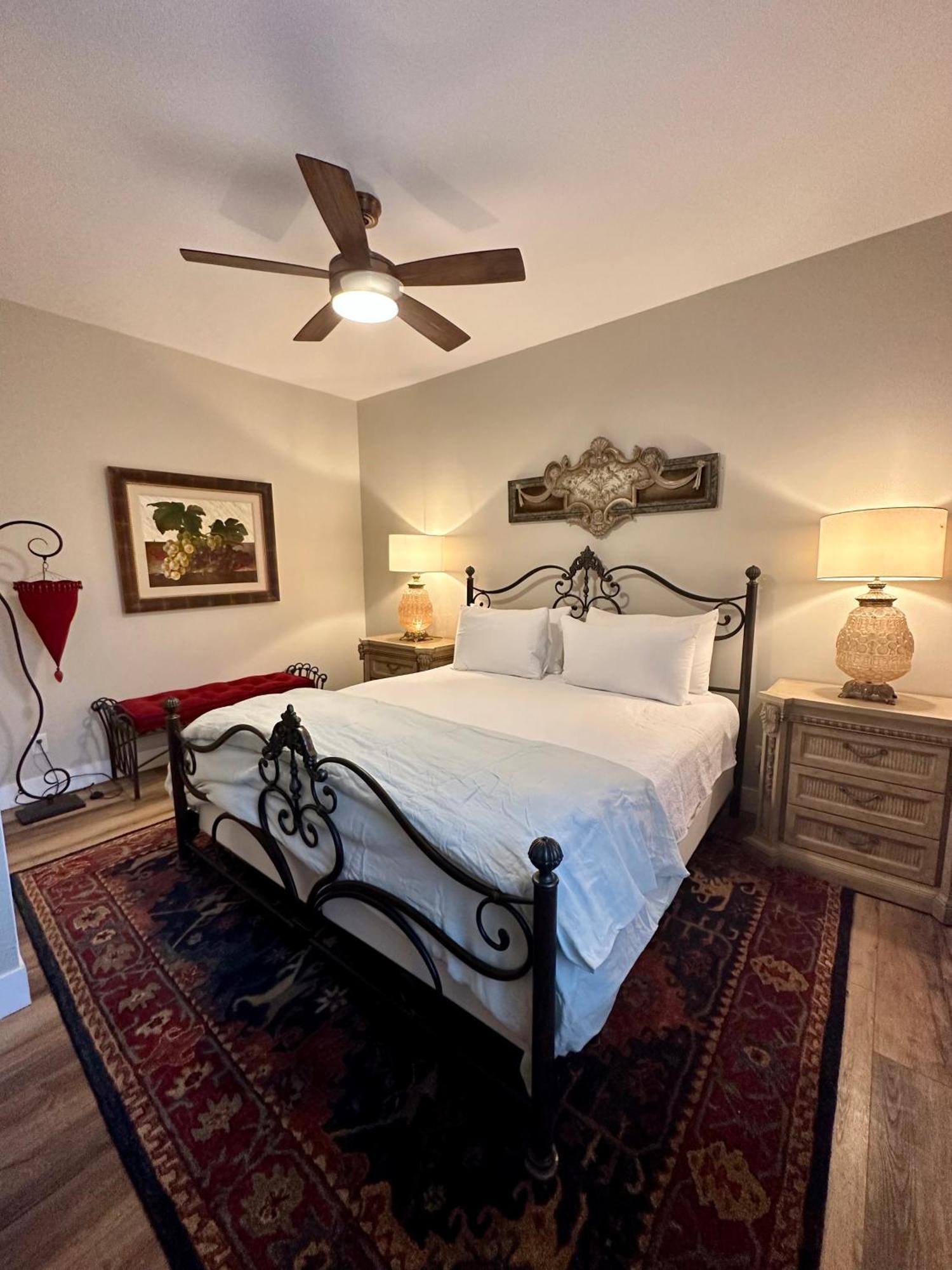 Bisbee Brownstone Suites Ngoại thất bức ảnh