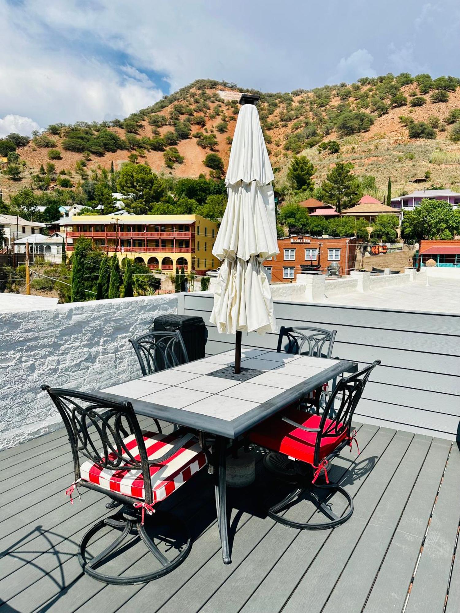 Bisbee Brownstone Suites Ngoại thất bức ảnh